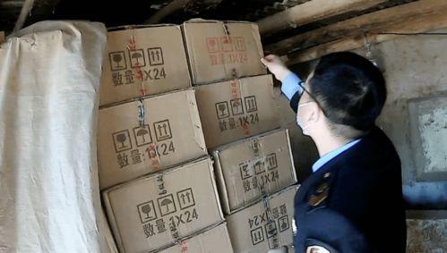 打击假冒侵权 李遂市场所查获侵权白酒包装材料55771件